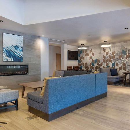 Hyatt Place Flagstaff Bagian luar foto