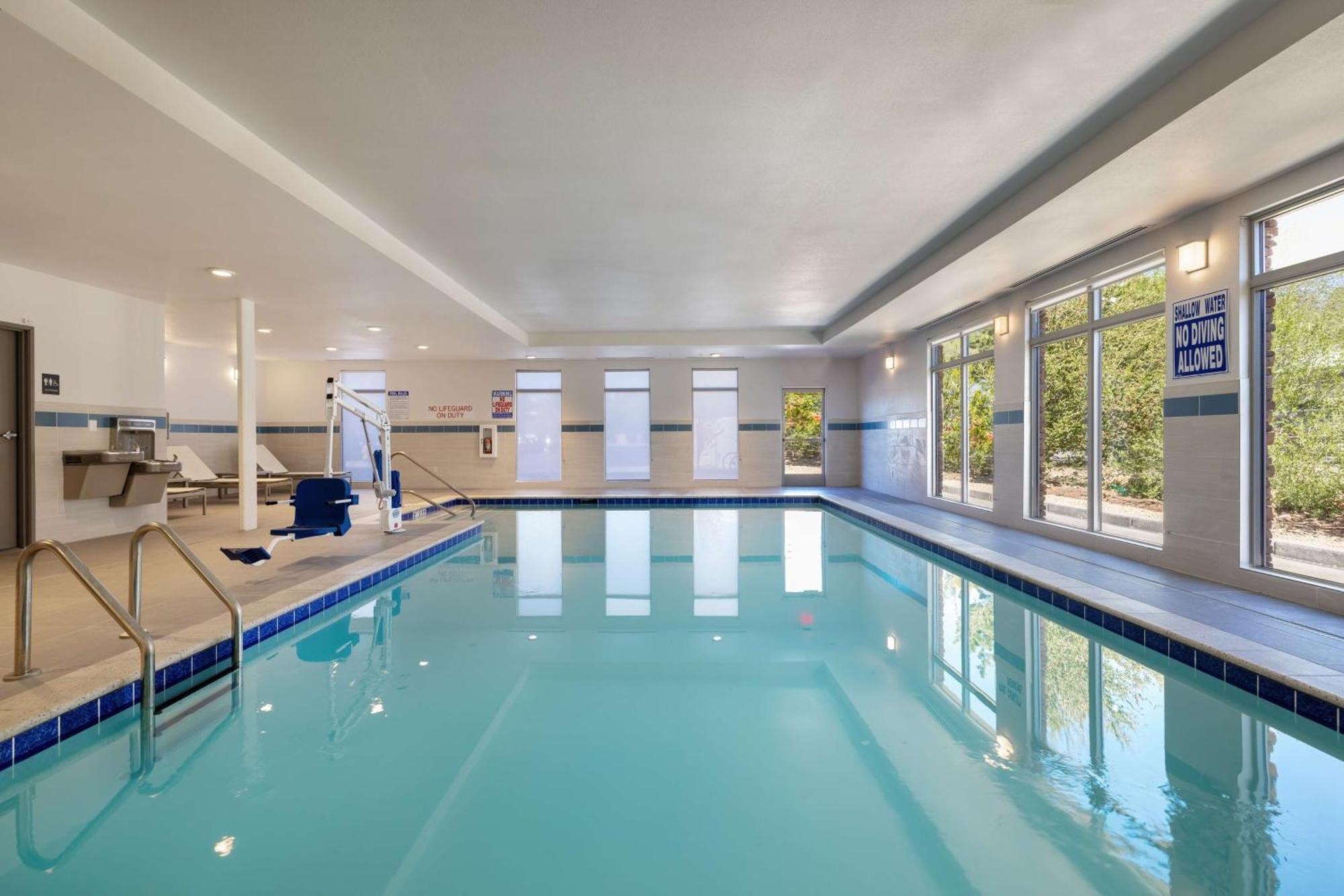 Hyatt Place Flagstaff Bagian luar foto
