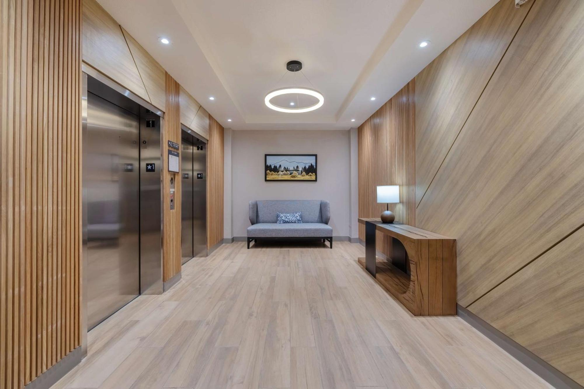 Hyatt Place Flagstaff Bagian luar foto