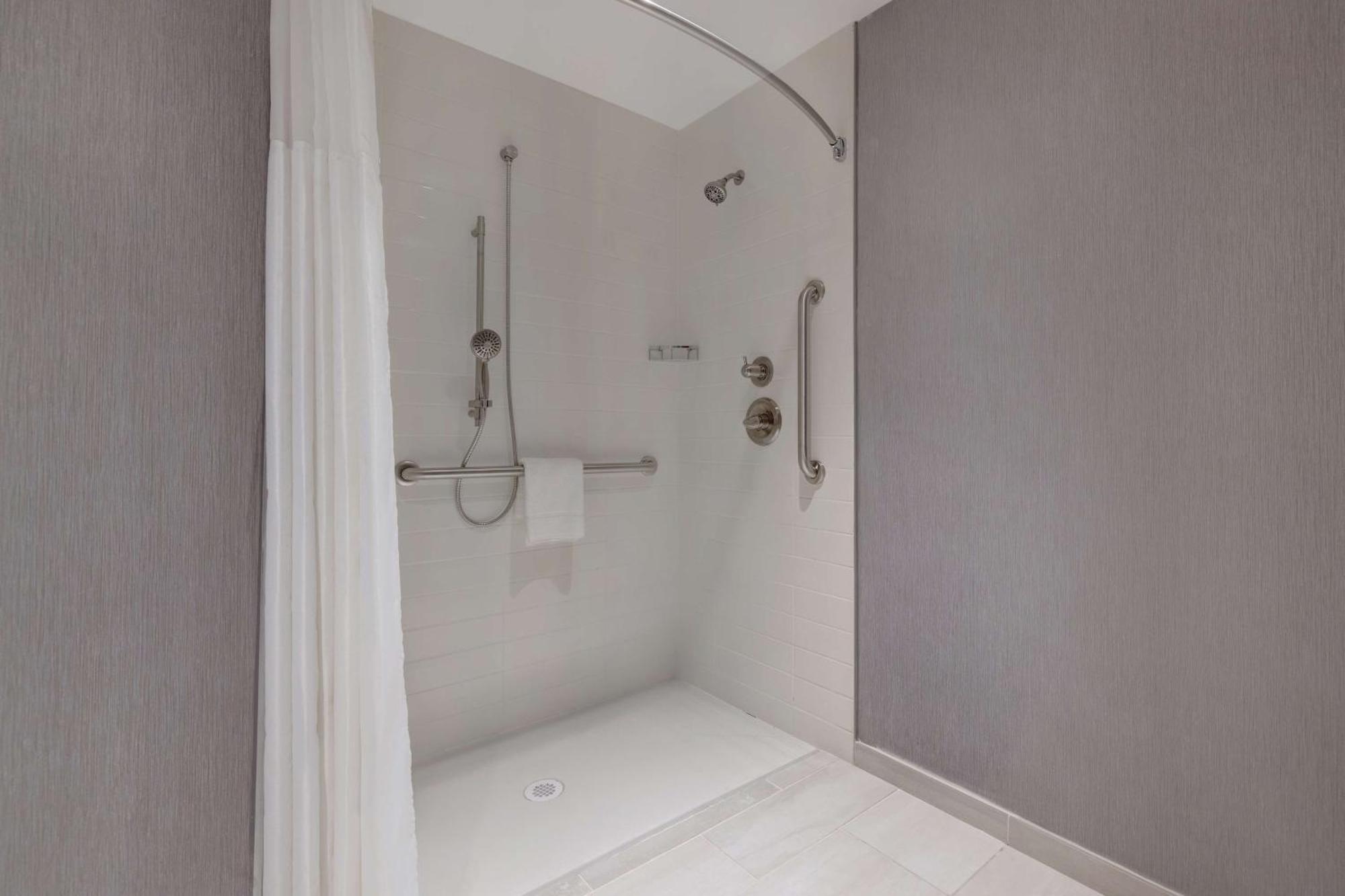 Hyatt Place Flagstaff Bagian luar foto